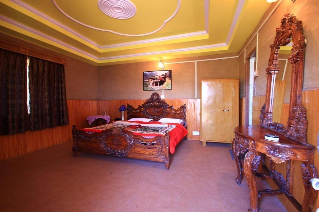Oyo 43476 Vatika Resort シムラー 部屋 写真